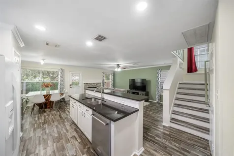 38 Wineberry Place The Woodlands TX 77382