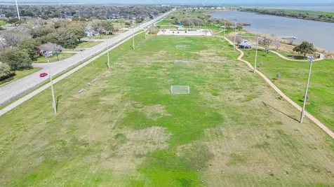 1925 42nd Avenue N Texas City TX 77590