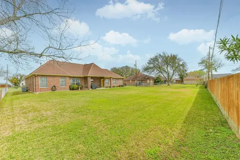 1925 42nd Avenue N Texas City TX 77590