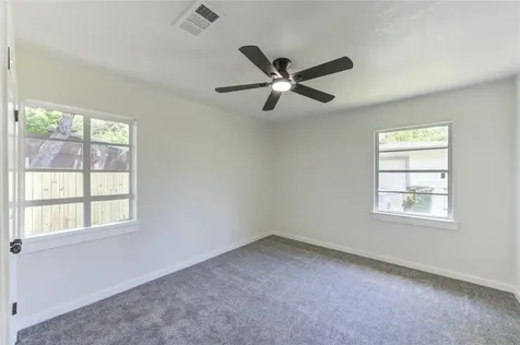 4914 Pershing Street Houston TX 77033