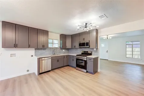 4914 Pershing Street Houston TX 77033