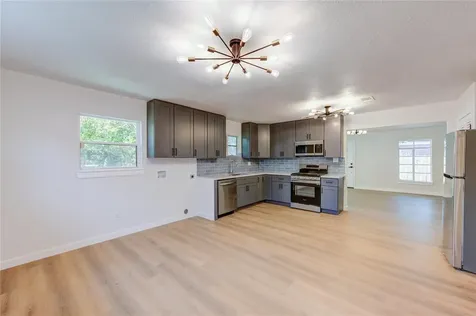 4914 Pershing Street Houston TX 77033