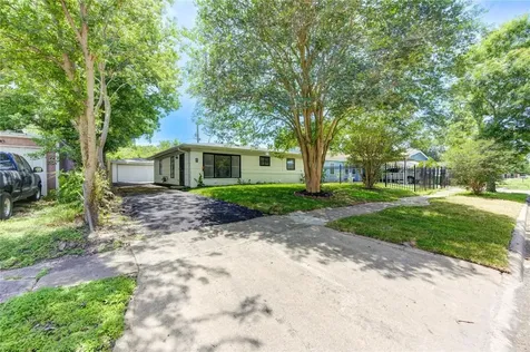 4914 Pershing Street Houston TX 77033