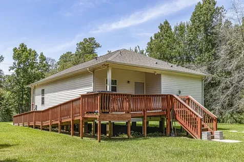 208 County Road 308 Cleveland TX 77327