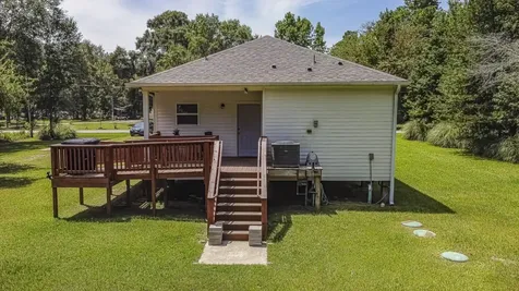 208 County Road 308 Cleveland TX 77327