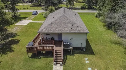 208 County Road 308 Cleveland TX 77327