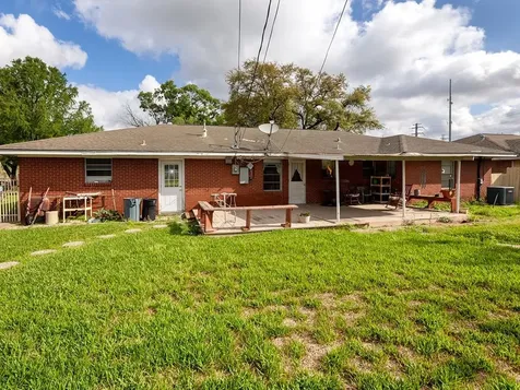 1234 18th Street Galena Park TX 77547