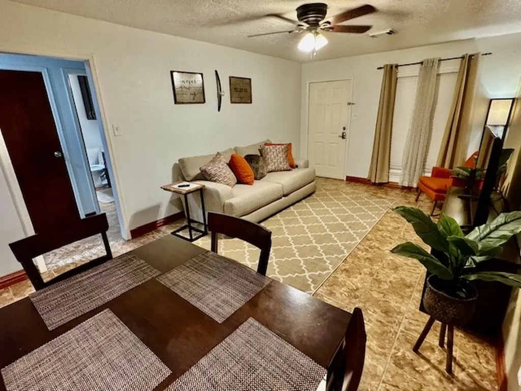 8935 Dirby Street Houston TX 77075