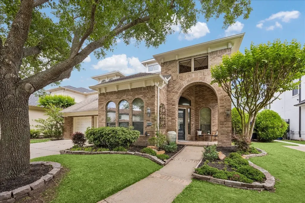 3327 Louvre Lane Houston TX 77082