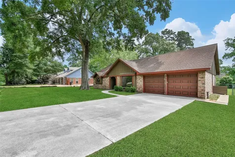 1626 Hamblen Road Kingwood TX 77339