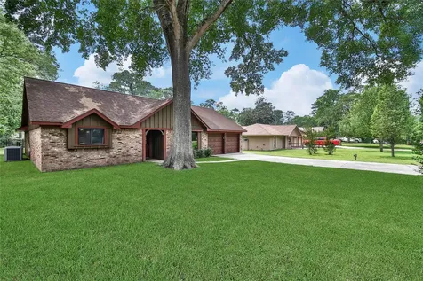 1626 Hamblen Road Kingwood TX 77339