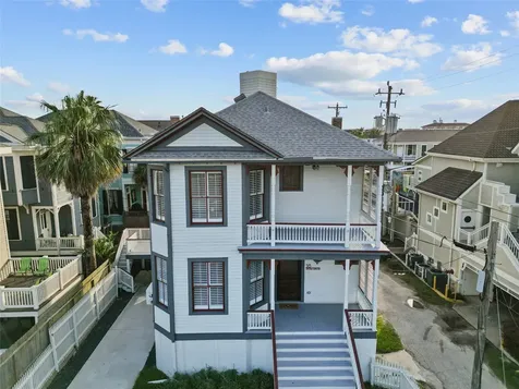 313 14th Street Galveston TX 77550