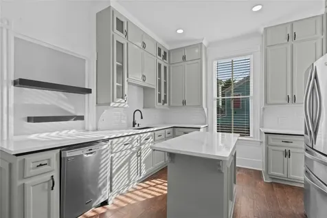 313 14th Street Galveston TX 77550