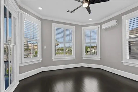 313 14th Street Galveston TX 77550