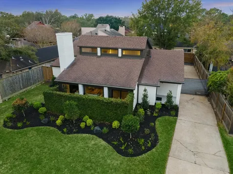 3210 Freshmeadows Drive Houston TX 77063