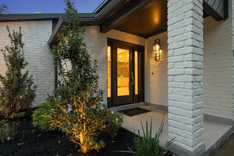 3210 Freshmeadows Drive Houston TX 77063