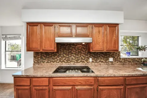 4712 Country Club View Baytown TX 77521