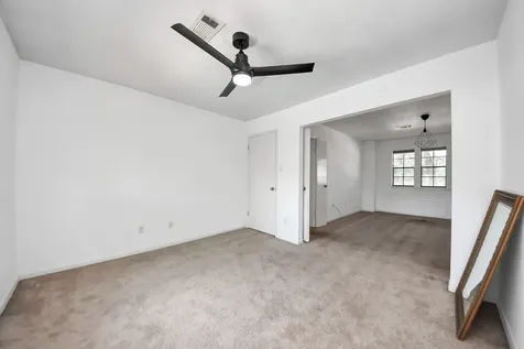 4712 Country Club View Baytown TX 77521