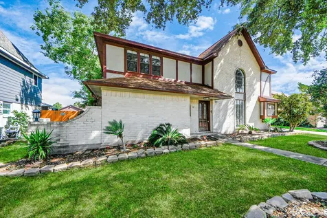 4712 Country Club View Baytown TX 77521