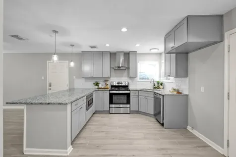 8226 Autumn Willow Drive Tomball TX 77375