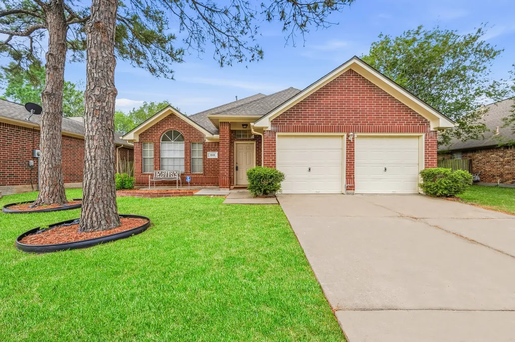 9619 E Withers Way Circle Houston TX 77065