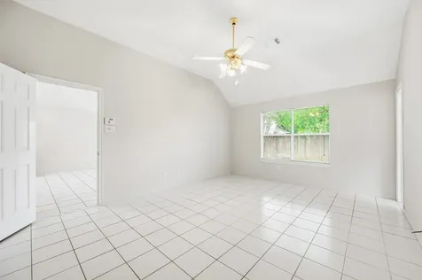 9619 E Withers Way Circle Houston TX 77065