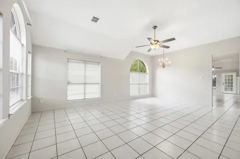 9619 E Withers Way Circle Houston TX 77065
