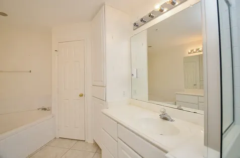 2710 Grants Lake Boulevard I-4 Sugar Land TX 77479
