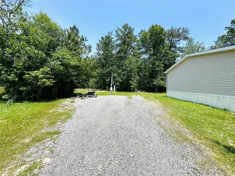 2937 Colonial Drive Kountze TX 77625