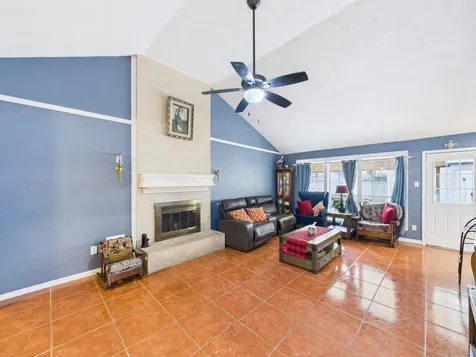 16207 N Meadow Drive Houston TX 77073