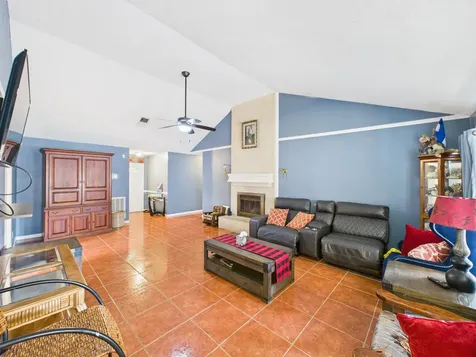 16207 N Meadow Drive Houston TX 77073
