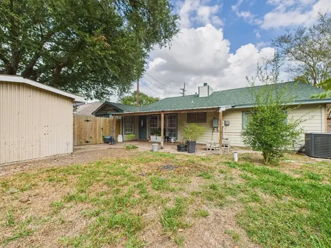 16207 N Meadow Drive Houston TX 77073