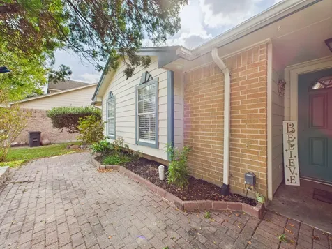 16207 N Meadow Drive Houston TX 77073