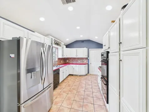 16207 N Meadow Drive Houston TX 77073