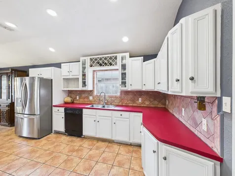 16207 N Meadow Drive Houston TX 77073