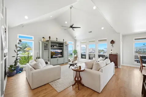 1315 Wahini Street Galveston TX 77554