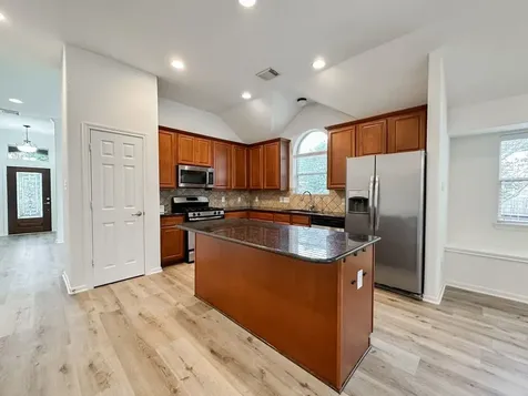 73 E Montfair Boulevard The Woodlands TX 77382