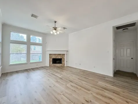73 E Montfair Boulevard The Woodlands TX 77382