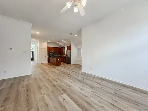 73 E Montfair Boulevard The Woodlands TX 77382