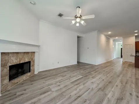 73 E Montfair Boulevard The Woodlands TX 77382