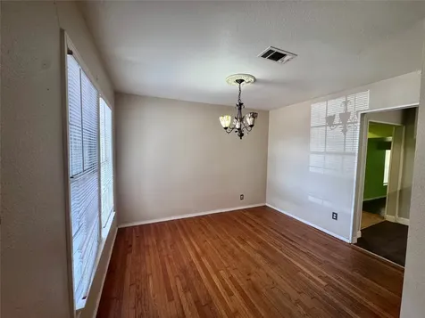 3110 Boyd Avenue Groves TX 77619