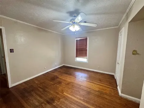 3110 Boyd Avenue Groves TX 77619