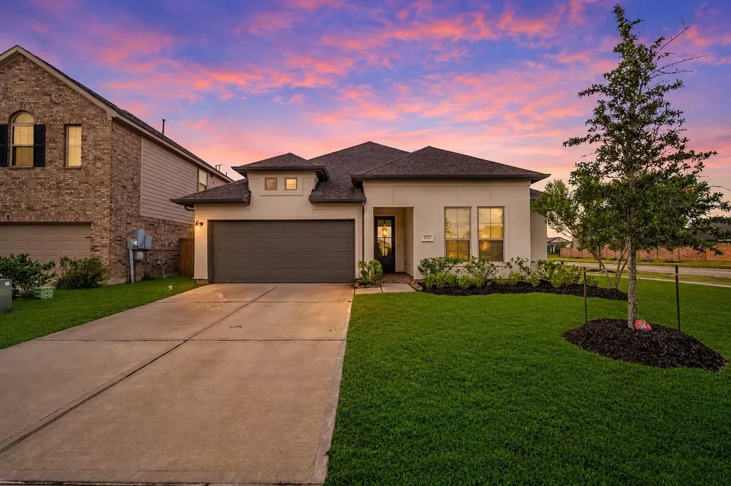 2502 Ocean Key Drive Texas City TX 77568