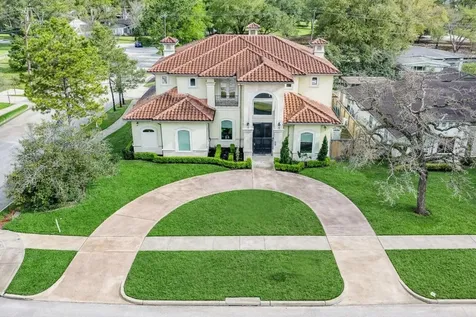 9761 Westview Drive Houston TX 77055