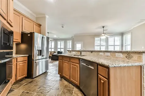 310 Del Monte Drive Friendswood TX 77546