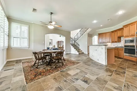 310 Del Monte Drive Friendswood TX 77546