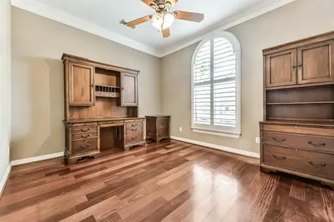 310 Del Monte Drive Friendswood TX 77546