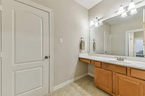 310 Del Monte Drive Friendswood TX 77546