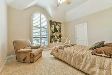 310 Del Monte Drive Friendswood TX 77546