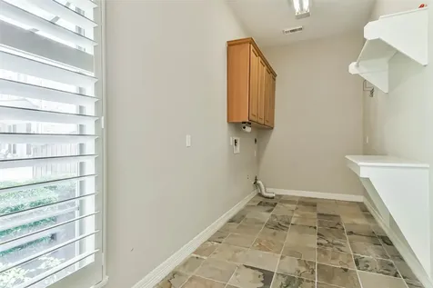 310 Del Monte Drive Friendswood TX 77546